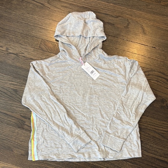 NWT- Gray Kids Hoodie with Rainbow Stripe by Vineyard Vines (size 16) - Picture 1 of 5